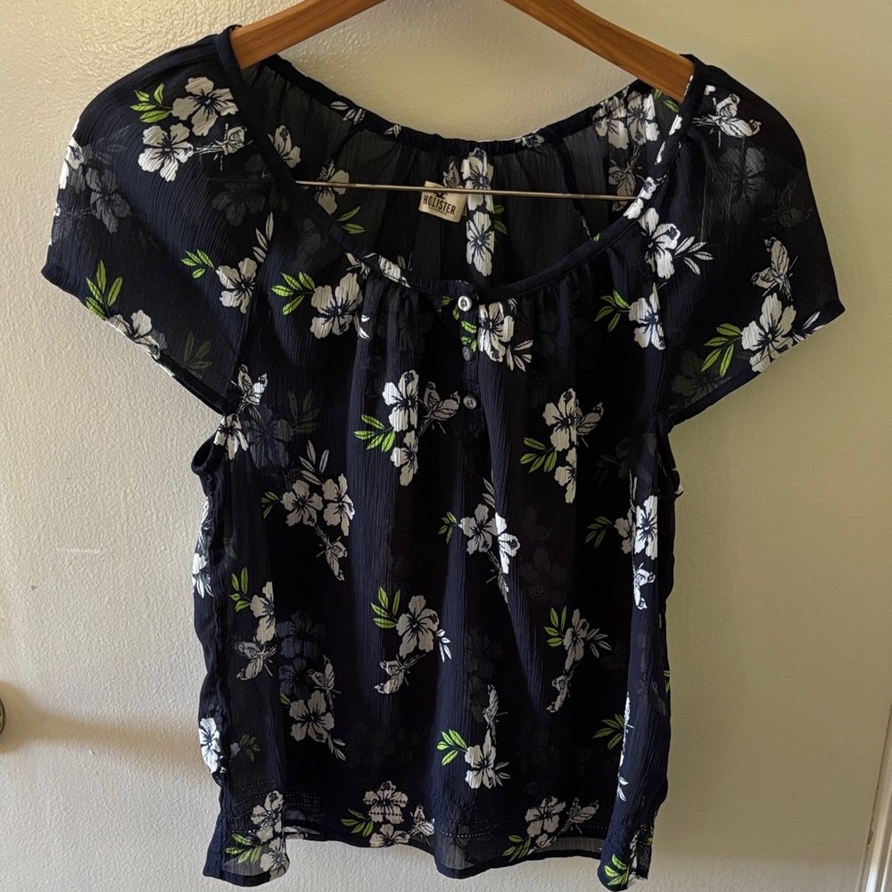 Hollister Sheer Floral Cap Sleeve Top, Size Medium